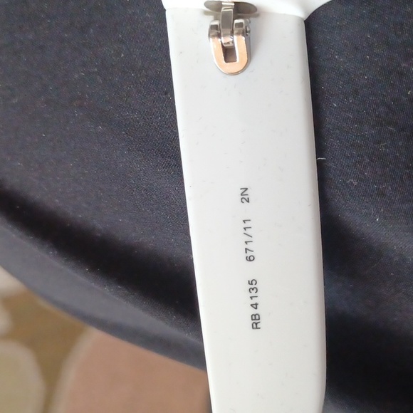 Women Asian fit white Ray Ban  New - Picture 5 of 6